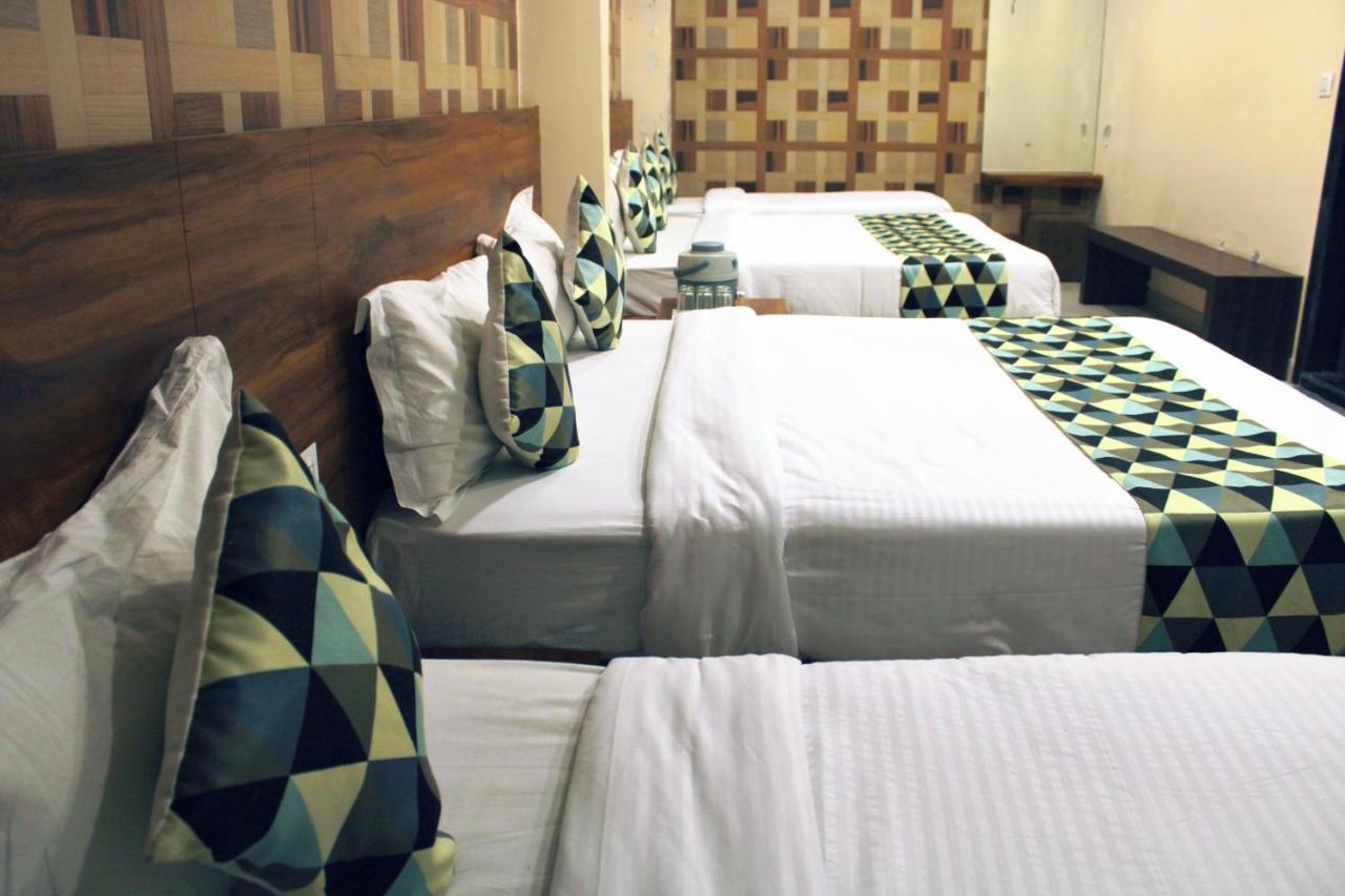 Maruti Group Of Hotels - Shri Naman Натхдвара Экстерьер фото